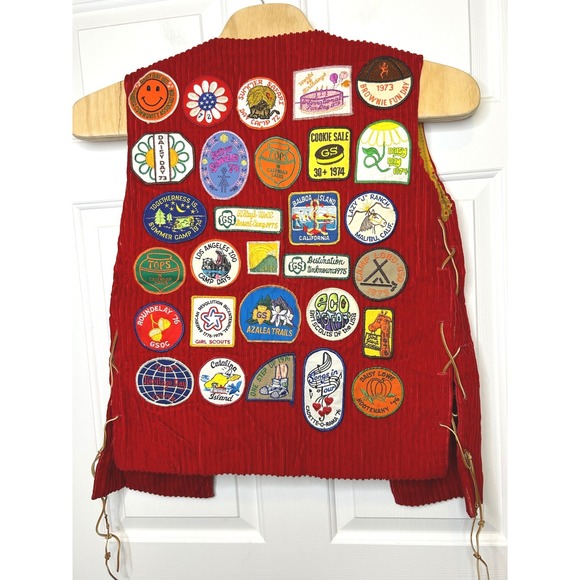 Girl Scouts Other - Vintage 70s Girl Scout Cadette Vest with patches‎